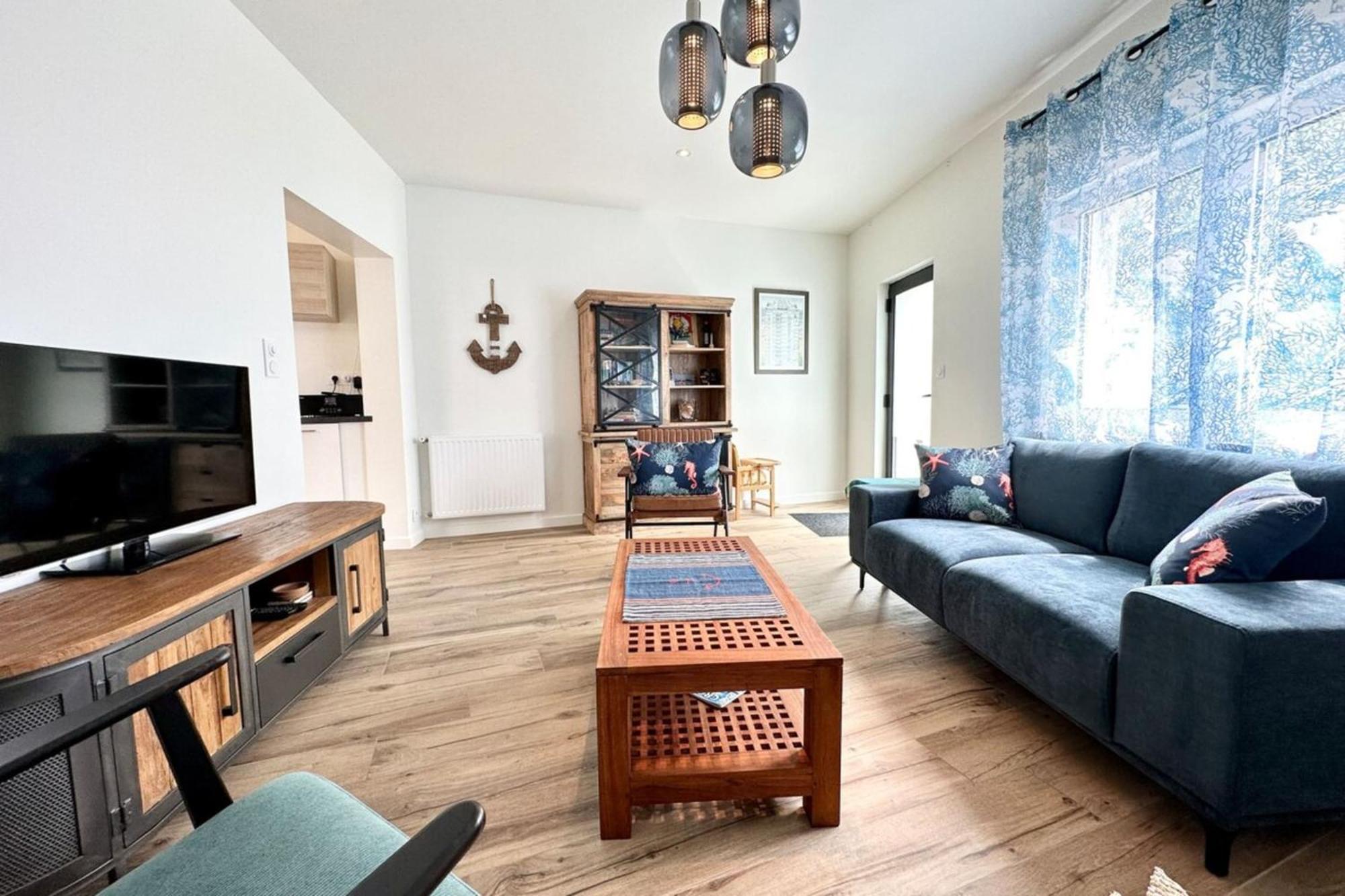 Maison De Pecheur Renovee A 50m Des Plages Holiday home Riantec